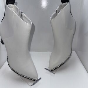 BCBGeneration Women's Beya Pointy Toe Leather Booties‎ Bright White Size 7M